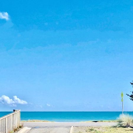 Otaki Beachfront Getaway Bagian luar foto