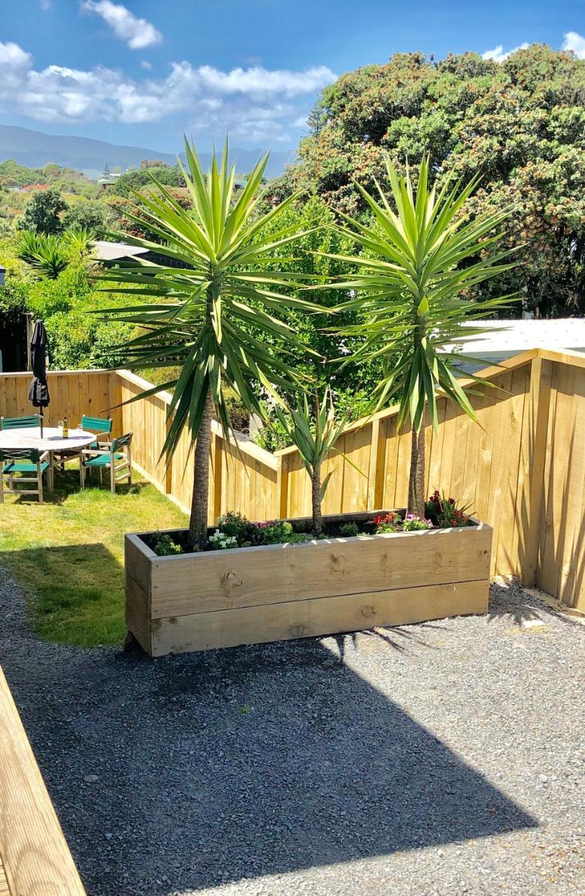 Otaki Beachfront Getaway Bagian luar foto